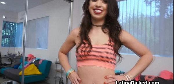  Latina dancer blows at private casting